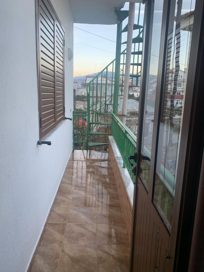 בראט Vila Demaj! Free Parking מראה חיצוני תמונה